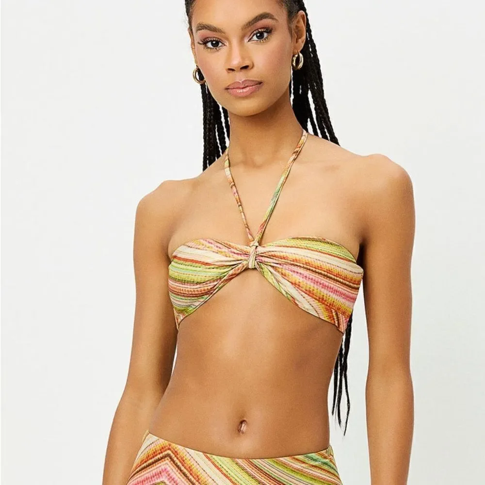 Frankie’s Bikinis x Hailee Steinfeld | Katarina Halter Bandeau Bikini Top